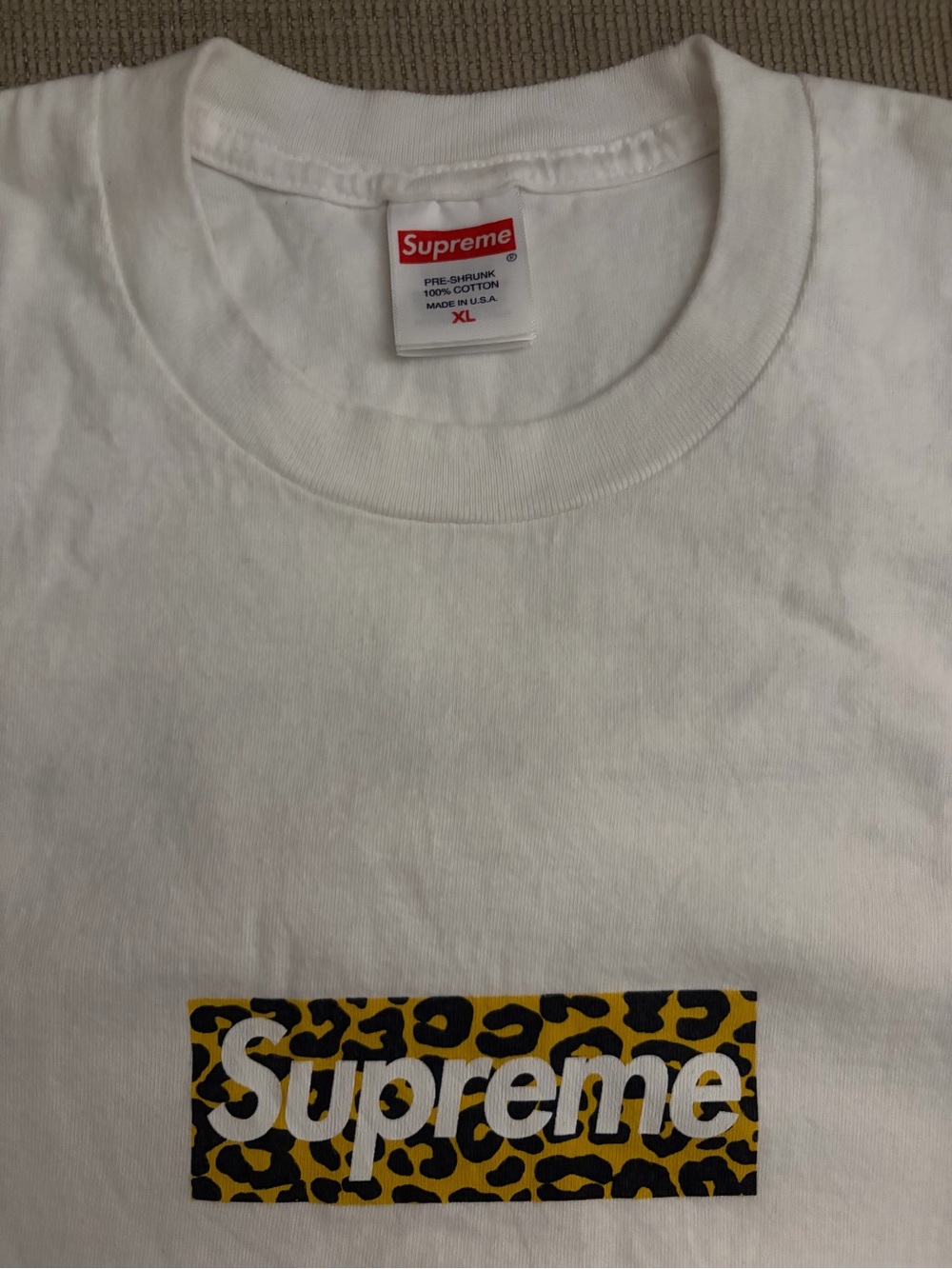 Supreme Shanghai box logo